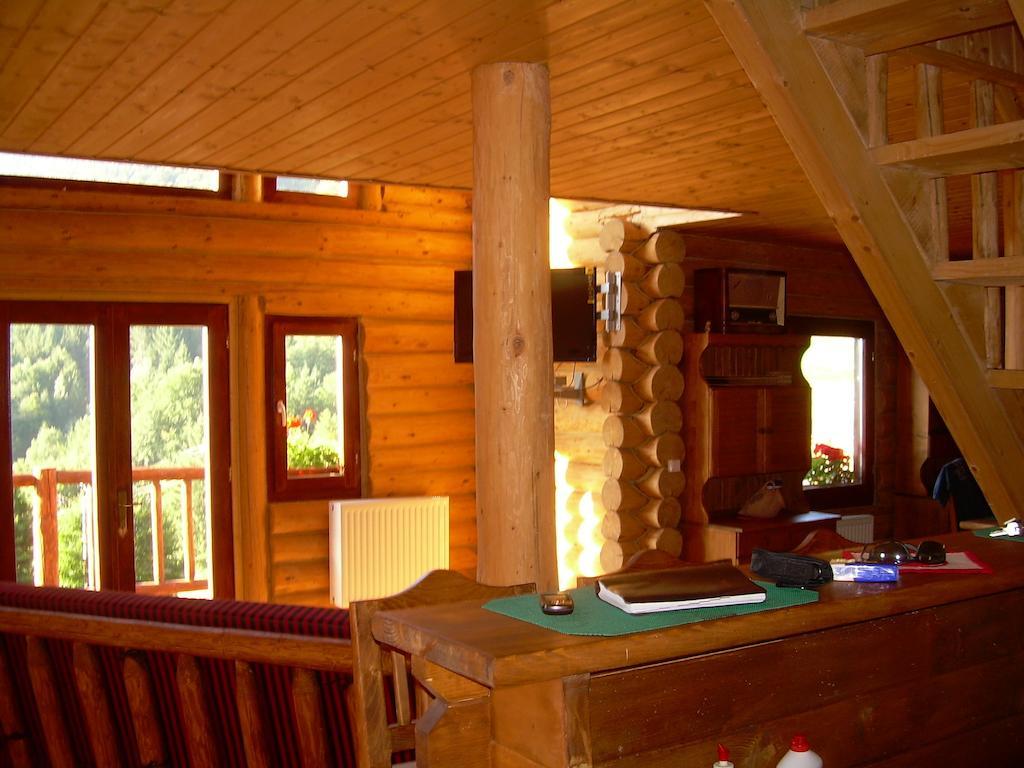Veresko Villa Lacu Rosu Bilik gambar