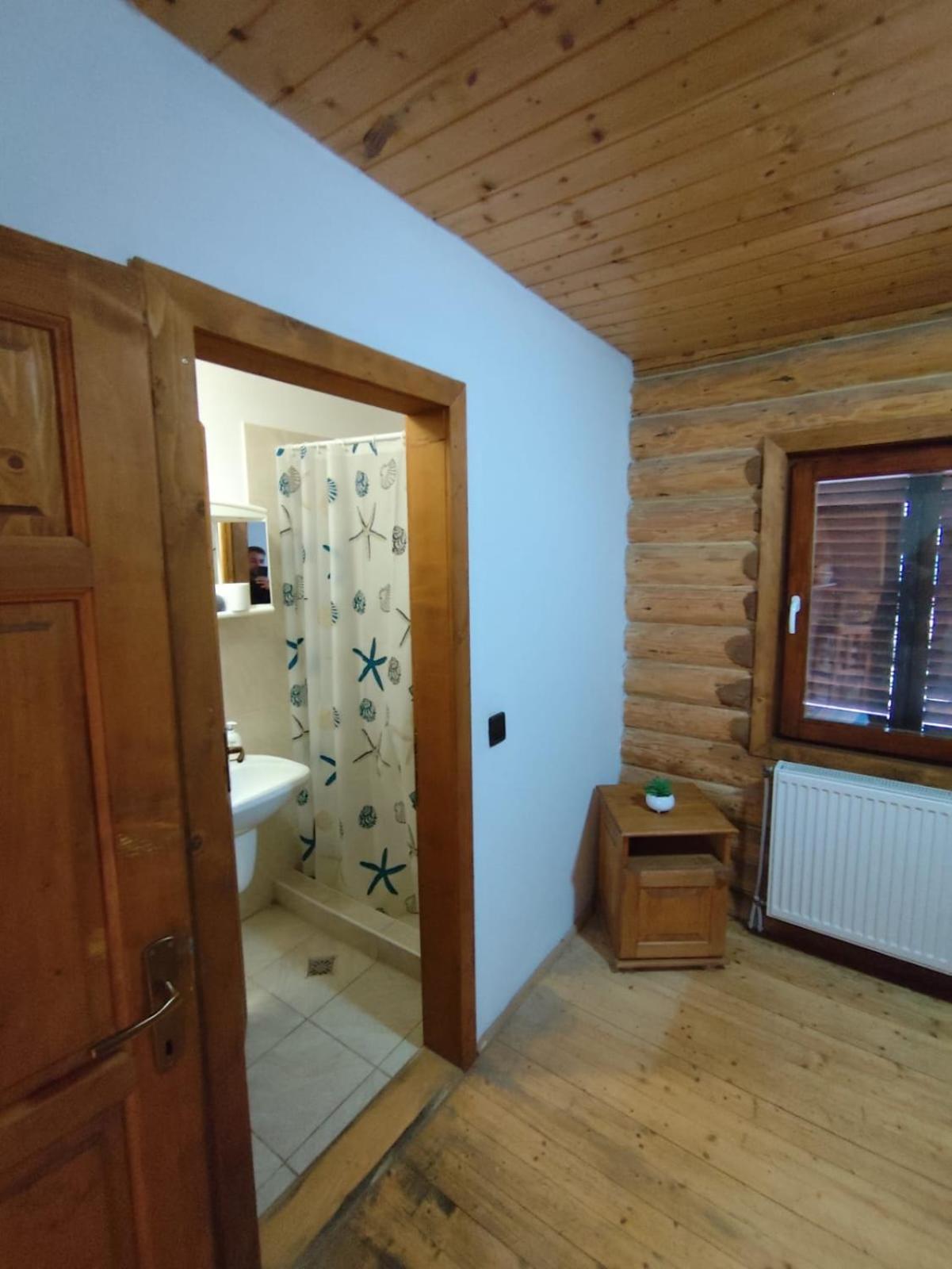 Veresko Villa Lacu Rosu Luaran gambar