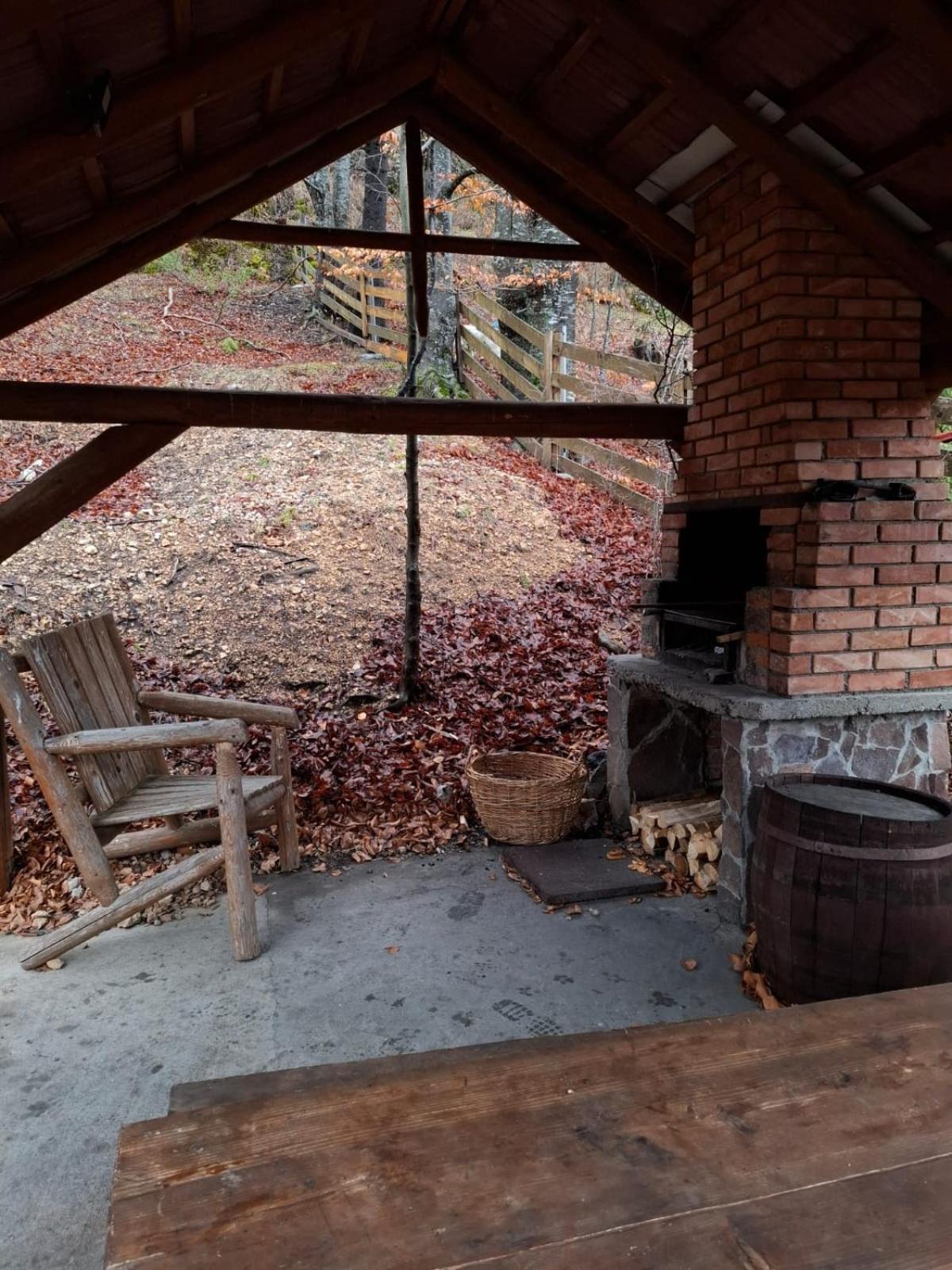 Veresko Villa Lacu Rosu Luaran gambar